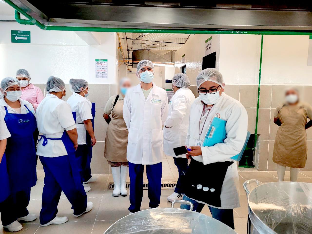 Acredita Centro Penitenciario de Serdán evaluación federal por buen manejo en alimentos