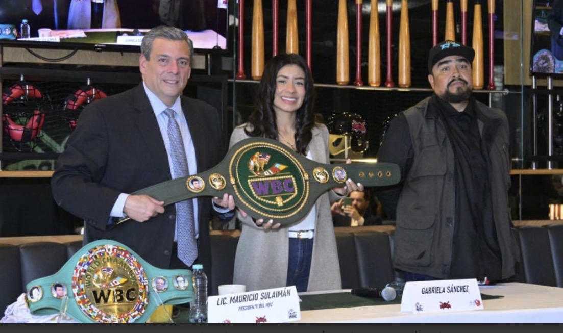 Gabriela Sánchez recibe cinturón del WBC y se anuncia su revancha para 2026