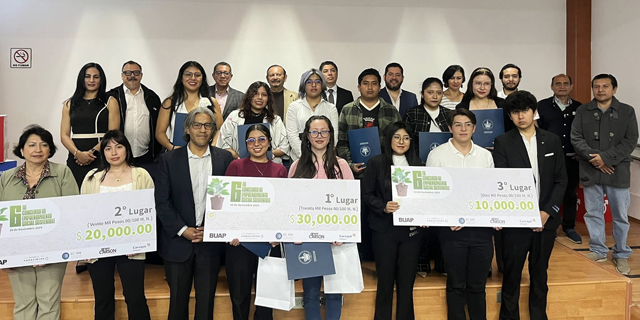 La BUAP premia el talento universitario