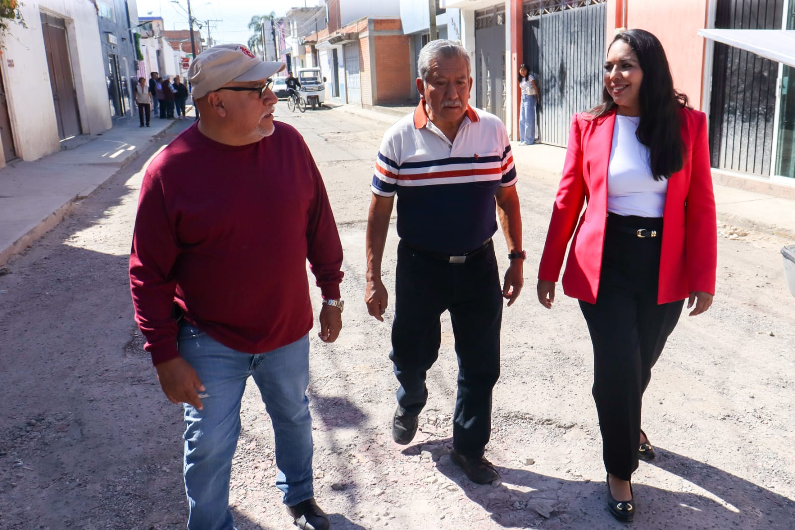 Rehabilita Tonantzin Fernández vialidades que por años fueron olvidadas por malos gobiernos