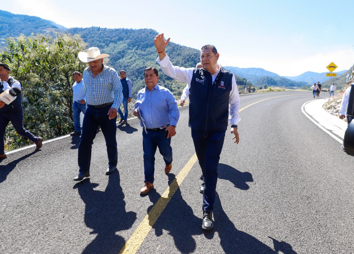 Justicia a los serranos; avanza la carretera Interserrana 
