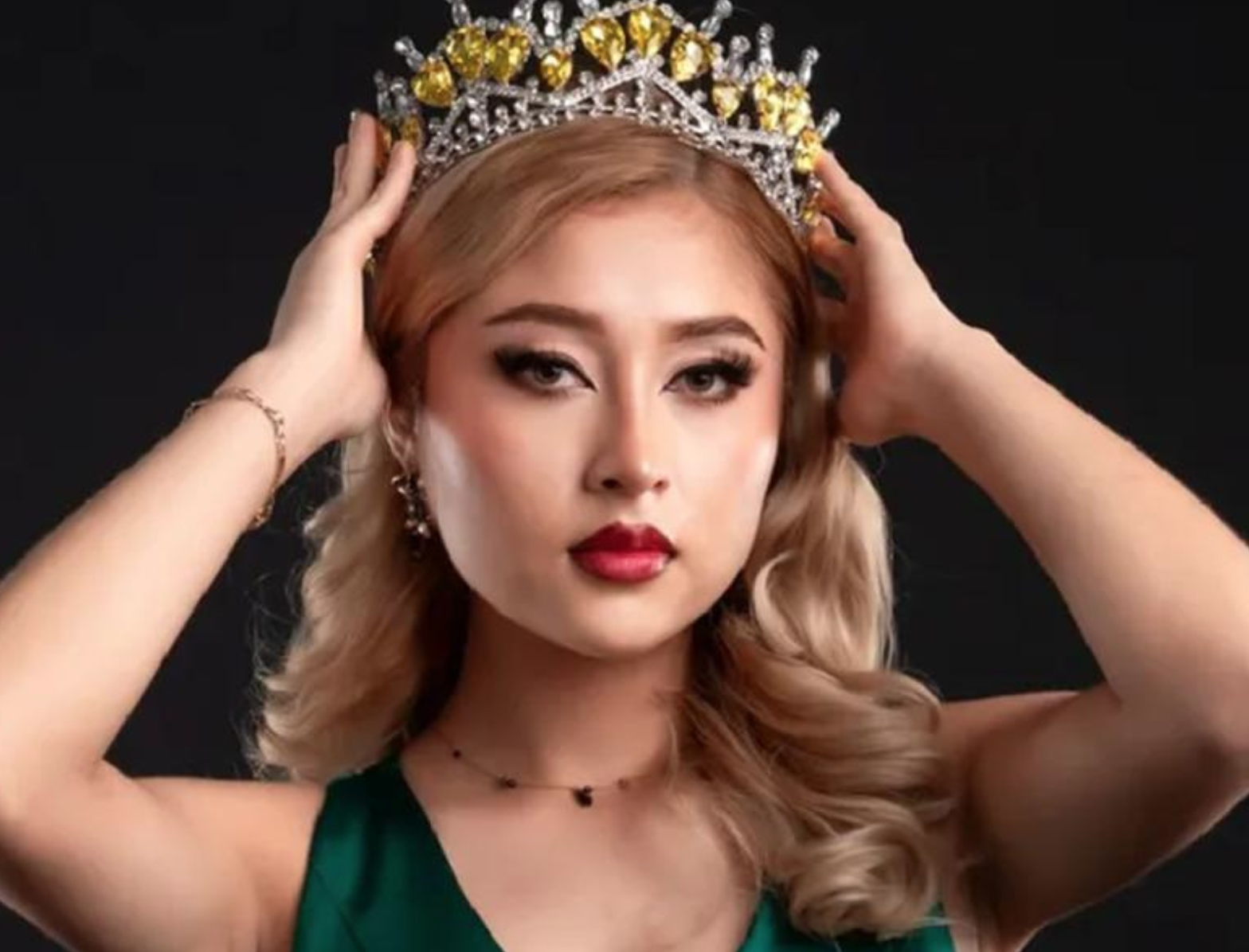 Muere Reyna de belleza en Veracruz tras accidente carretero; compraba juguetes para regalar en Navidad