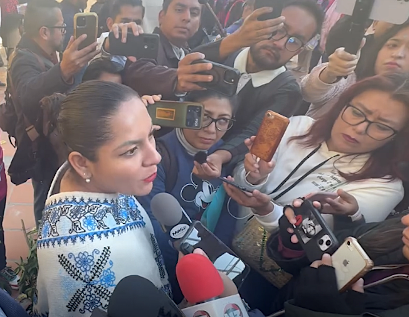 Alcaldesa Lupita Cuautle ni apoya ni rechaza la iniciativa de ley del Mando Único Policial