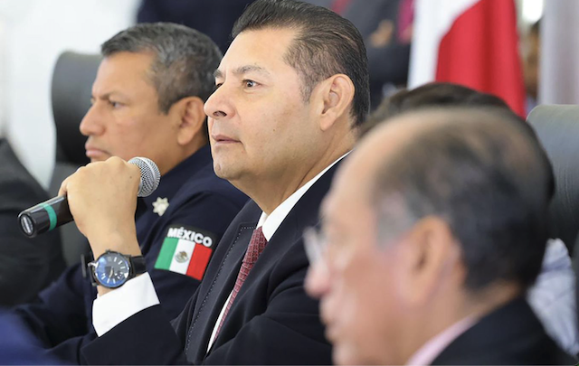 Después de 20 años gobierno de Armenta recupera predio y transforma en viviendas para trabajadores