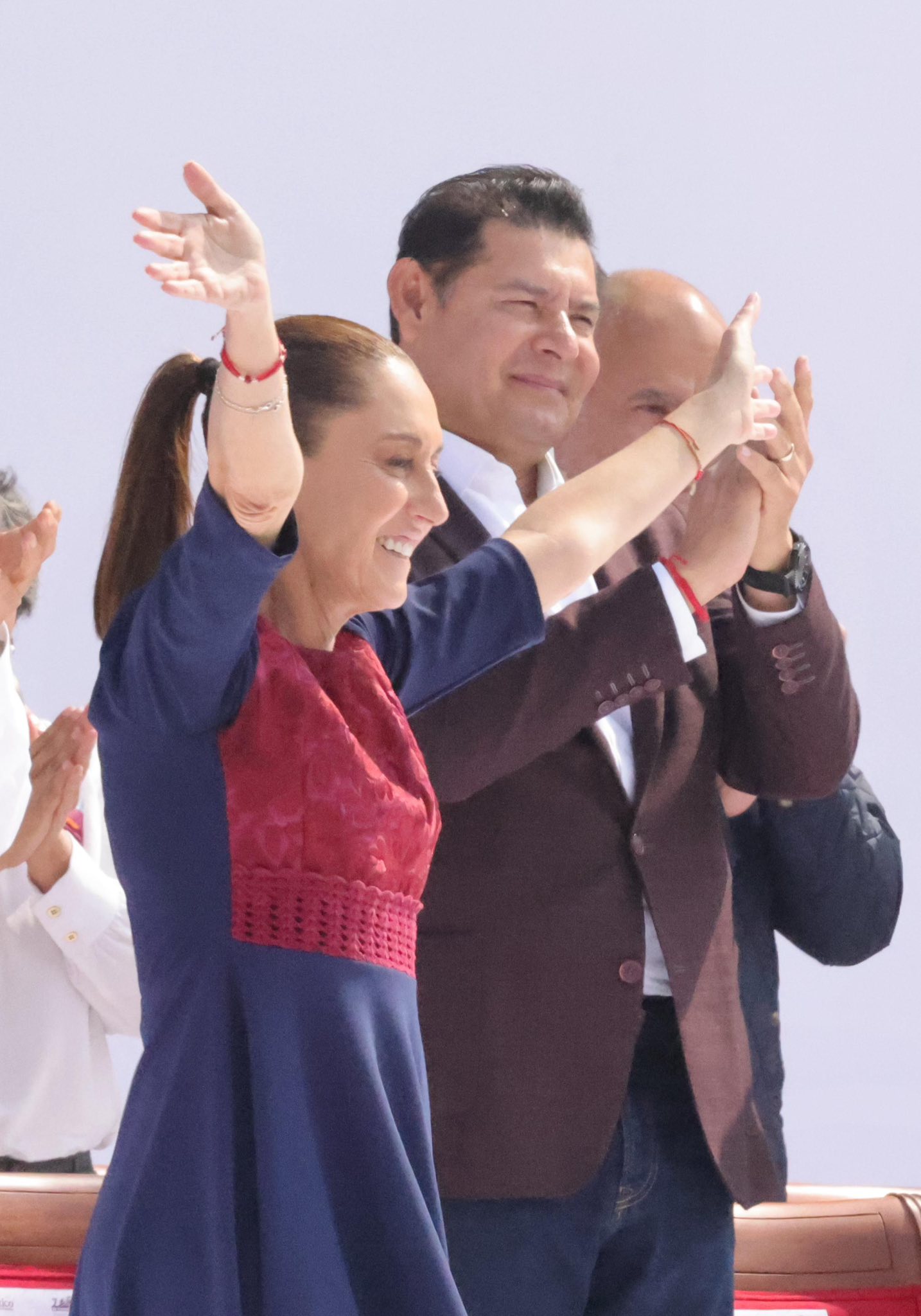 Armenta: “Vamos juntos con Sheiunbaum y la 4T”.