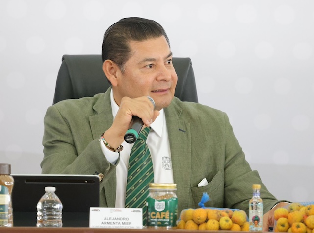 Alejandro Armenta, irá a EU a fortalecer lazos con poblanos migrantes