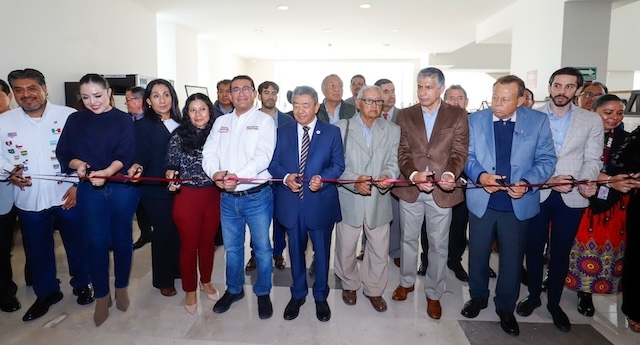 Instalan exposición “Gilberto Bosques Saldivar”