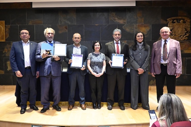 Felipe Pacheco Vázquez, del IFUAP, logra el premio ”Jorge Lomnitz Adler”