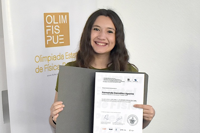 Estudiantes BUAP triunfan en olimpiadas estatales y nacionales de Física 2025