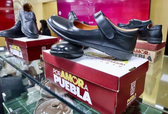 SEP concluyó reparto de casi un millón de pares de zapatos para escolares