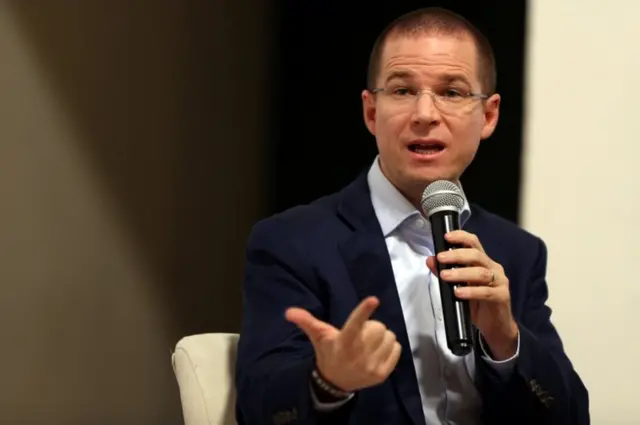 El PAN y la miseria ajena: oportunismo político disfrazado de democracia