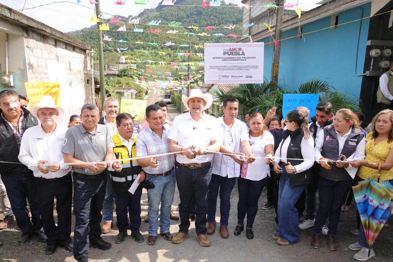 Tras contingencia por lluvias, gobernador Armenta cumple con módulo de pavimentación en Sierra Norte