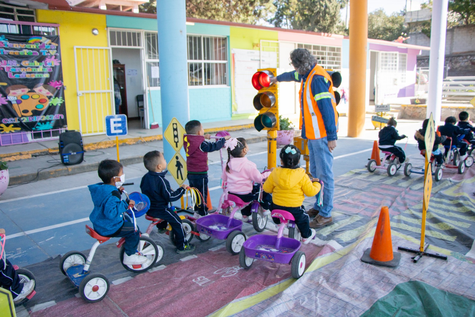 Fortalece gobierno estatal educación vial en infantes mediante “Parque Vial Móvil”