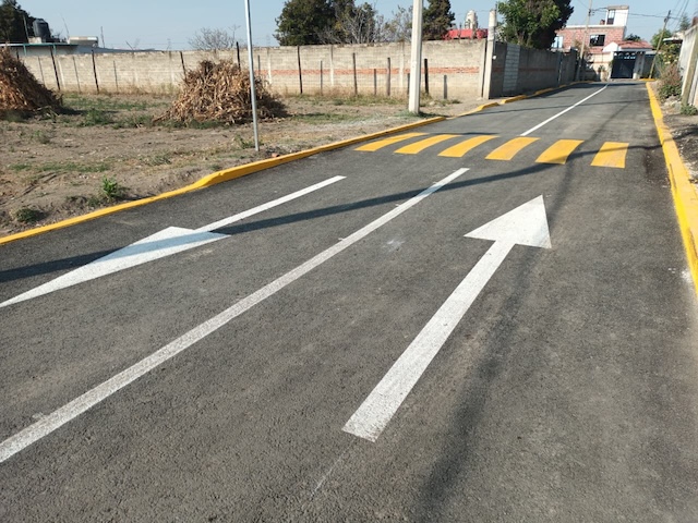 Más calles pavimentadas en San Pedro Cholula