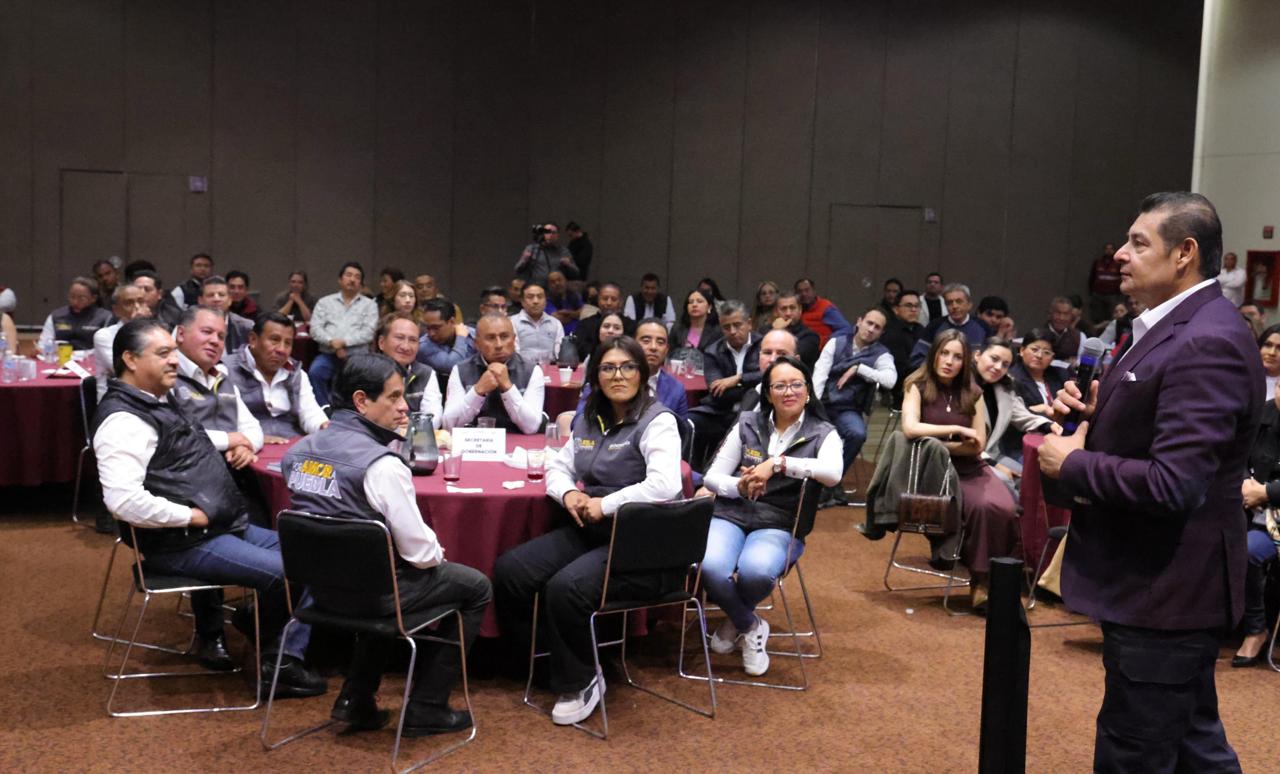 Armenta le recordó a delegados dar resultados porque Puebla se lo merece