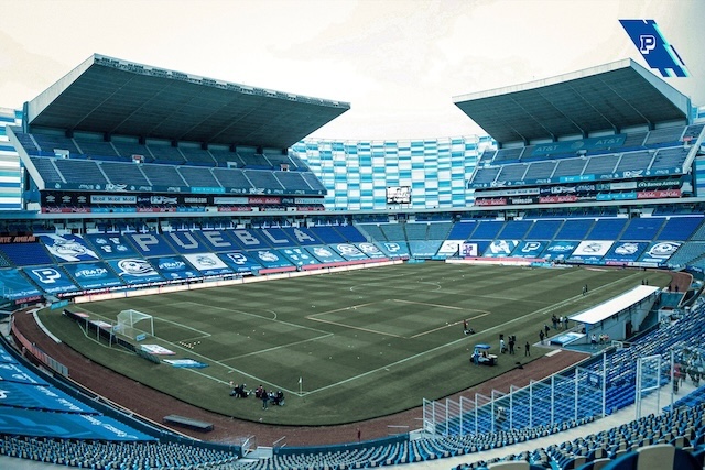 Gobierno supervisará la rehabilitación del césped del Estadio Cuauhtémoc