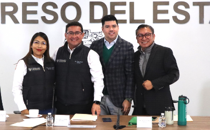 Mezcaleros poblanos, un sector clave en el desarrollo económico y regional. 