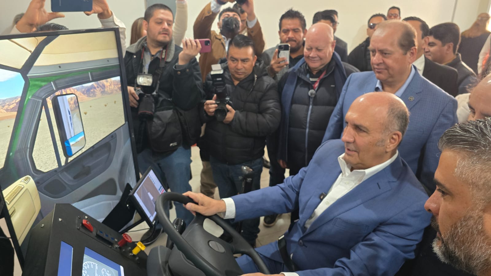 Tecnología de punta impulsa la profesionalización del autotransporte en Puebla