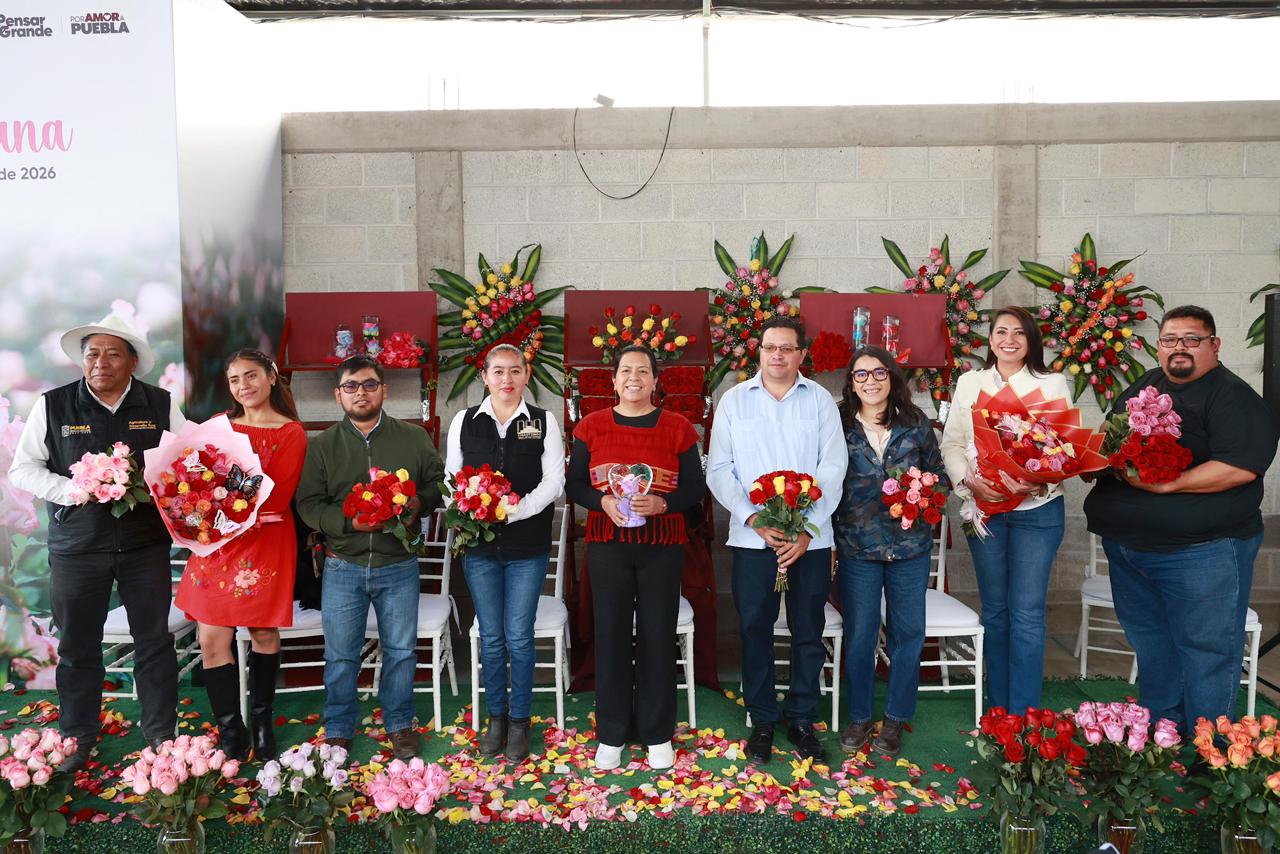 Gobierno de Puebla impulsa el consumo local de la rosa poblana