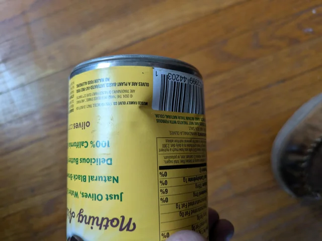 El peligro oculto en las latas golpeadas: Por qué una pequeña abolladura puede ser mortal