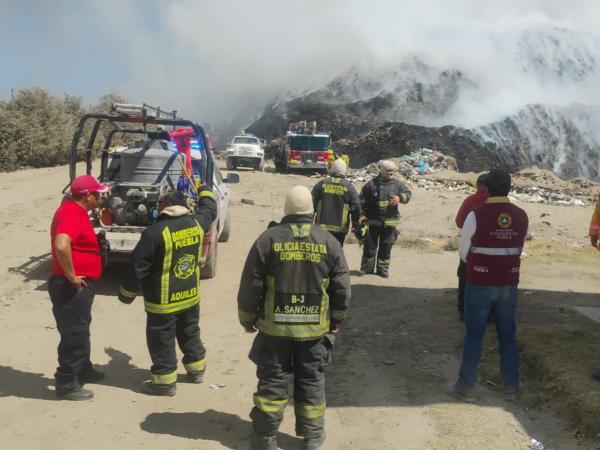 Autoridades reportan avance del 70% en control de incendio en San José Chiapa