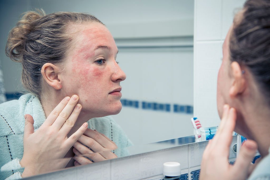🧴 El veneno en tu piel: Los ingredientes comunes en cosméticos que han sido vinculados al cáncer