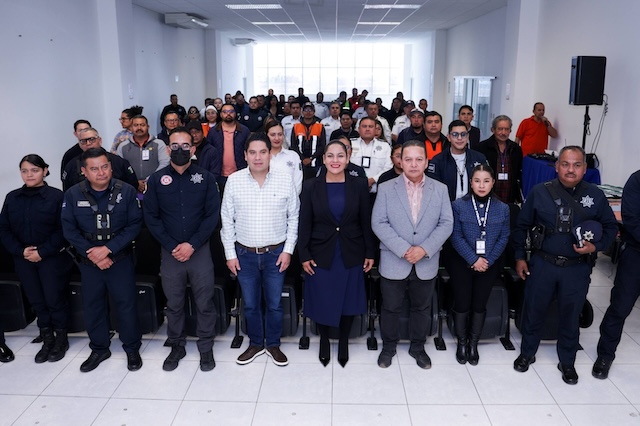 Personal municipal de San Andrés Cholula capacitado para enfrentar situaciones de riesgo