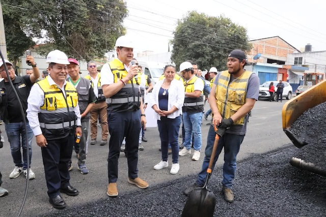 Tras 30 años de olvido la avenida Jesús reyes Heroles avanza en su modernización