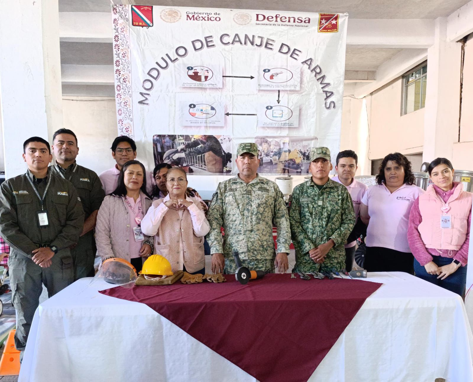 Canje de armas fortalece seguridad en Ahuazotepec
