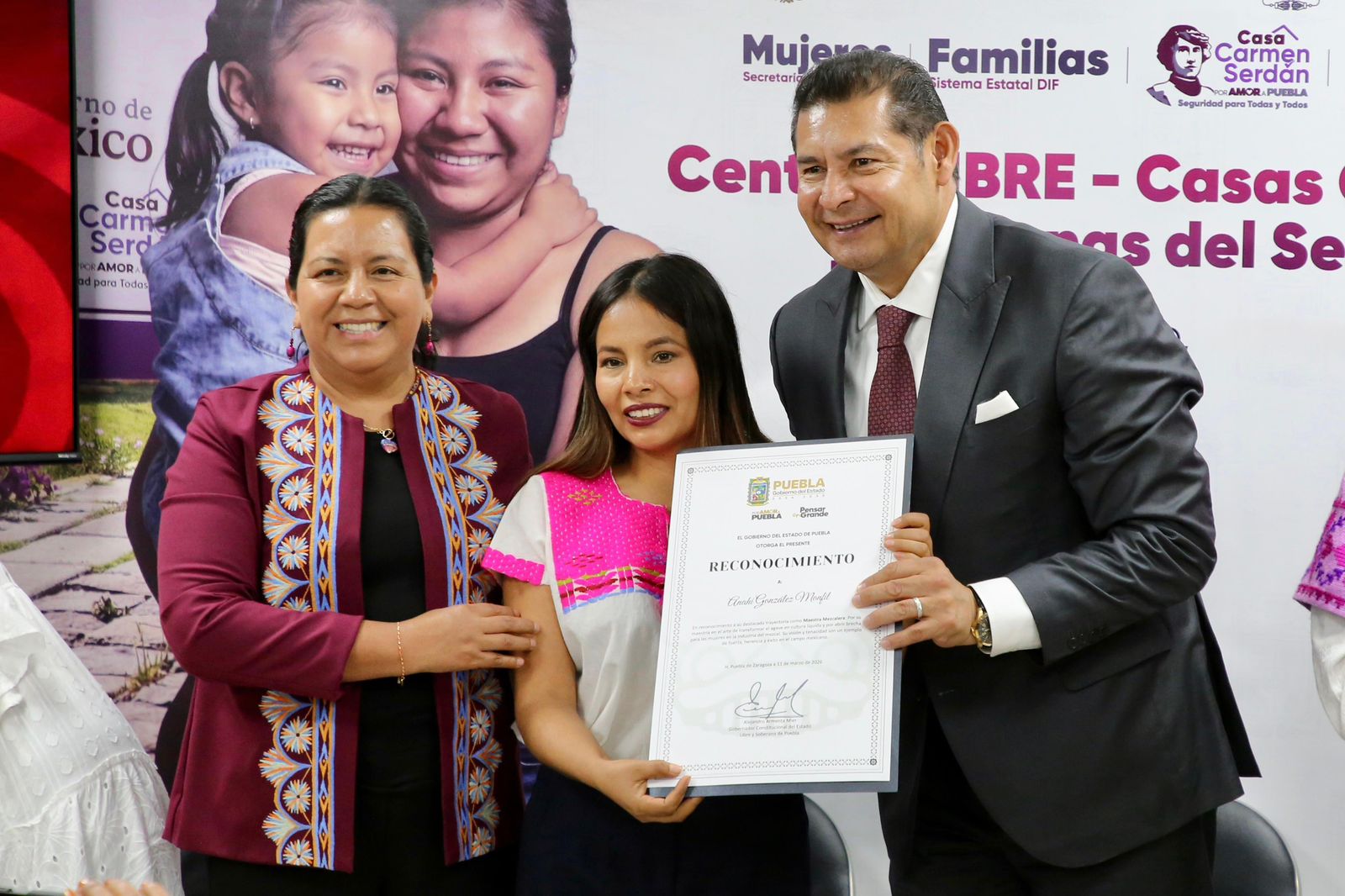 100 MDP para el programa “Mujer Rural Emprendedora”