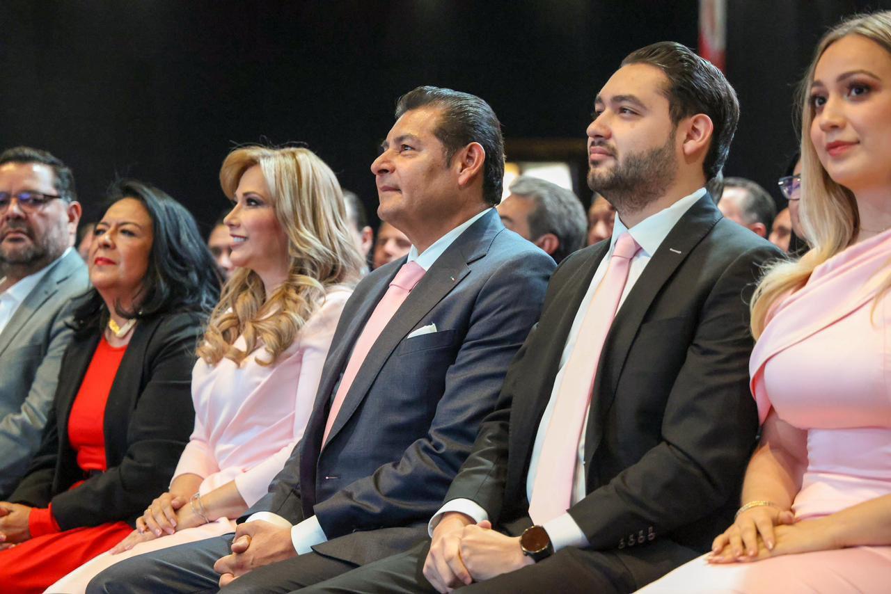 Homenaje a Colosio; 1er Informe del DIF