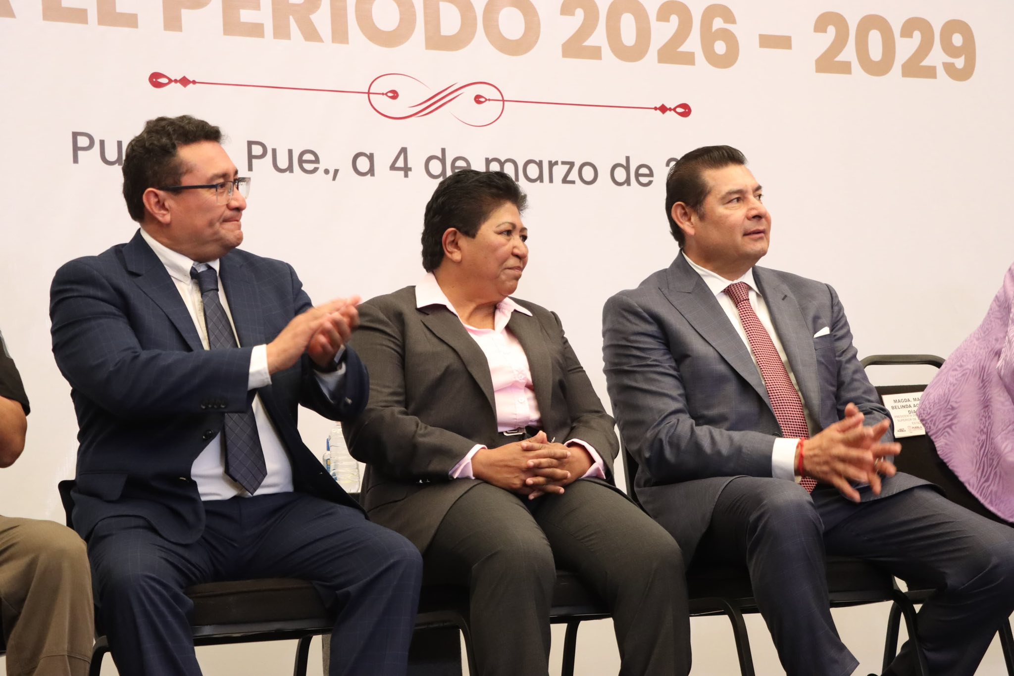 La dirigente sindical Martha Rodríguez cierra filas con el gobierno de Armenta