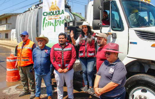 Con respaldo de vecinos, Tonatzin Fernández encabezó jornada comunitaria en Santiago Mixquitla