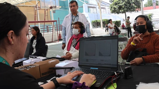 SEDIF y Beneficencia Pública entregaron auxiliares auditivos con inversión de 36 MDP 