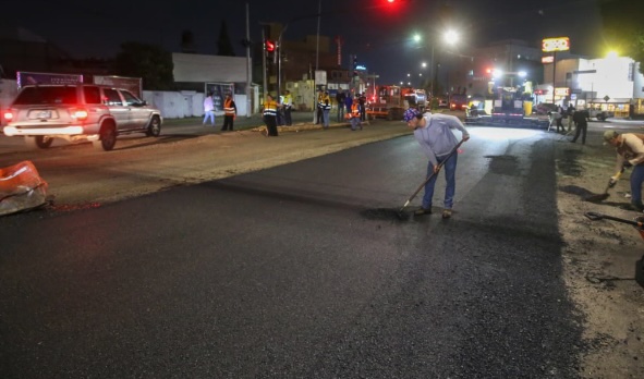 Avanzan los trabajos de pavimentación de la Diagonal Defensores de la República