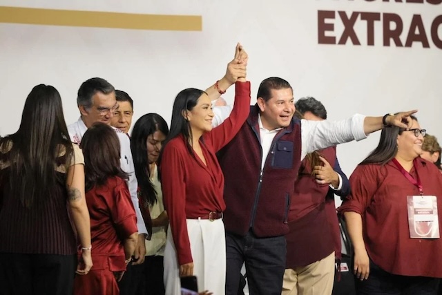 Delegación poblana dan respaldo a Ariadna Montiel, nueva dirigente nacional de MORENA