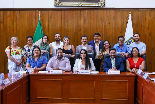 Van por la reapertura de los túneles de Cholula