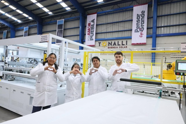 Planta «Tonalli» benefició a 800 escuelas con paneles solares en 2025