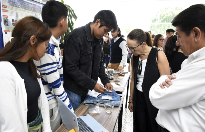 Crean estudiantes BUAP productos innovadores a partir de residuos