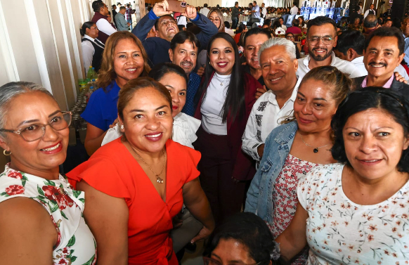 Reconocen labor del magisterio de San Pedro Cholula