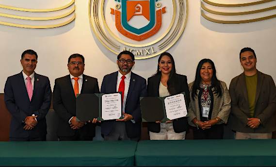 Tonatzin Fernández, asegura becas de nivel superior para cholultecas