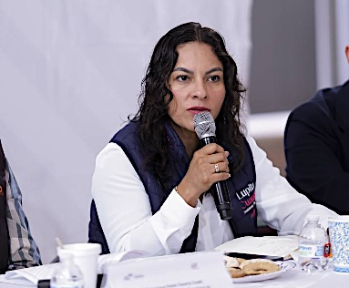 Alcaldesa Lupita Cuautle, inició con cambios en su gabinete