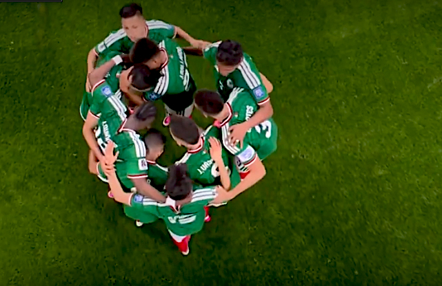 México avanza a octavos de final; Ambiente desbordante de la afición