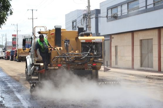Gobierno de Armenta inició paquete de pavimentación de 6 obras en la capital