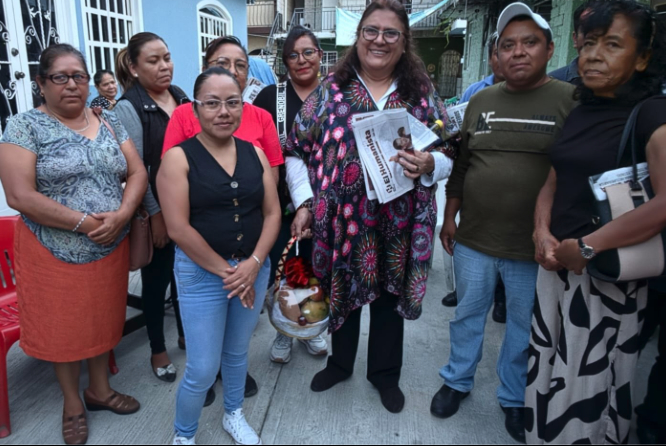 Rosario Orozco se reunió con vecinos de El Poblado y El Riego