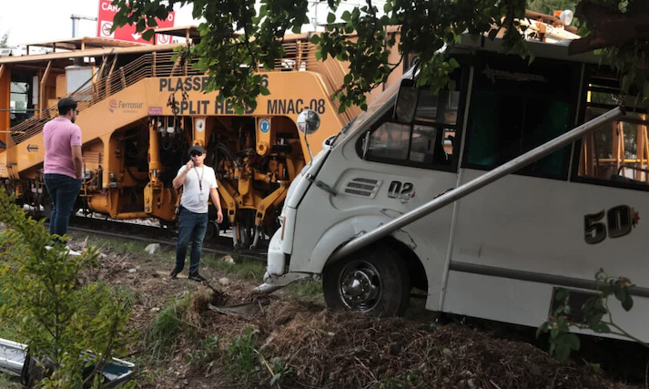21 lesionados del choque entre tren y Ruta 50