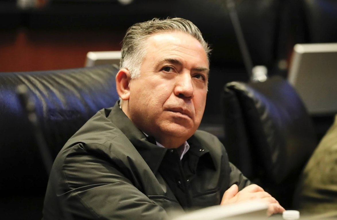 Enrique Inzunza reafirma su compromiso como senador hasta 2030