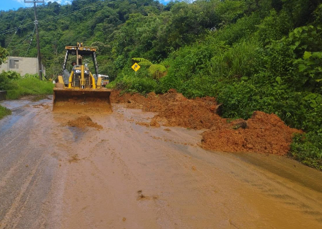 Llega la ayuda a Eloxochitlán por deslave