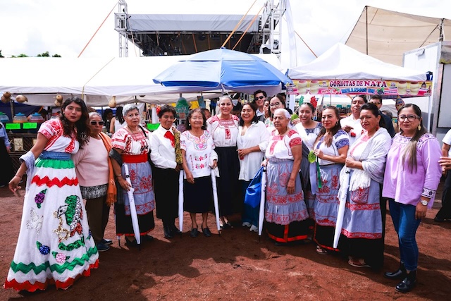 Celebró Lupita Cuautle la tradición y el orgullo de Tlaxcalancingo en la Feria del Nopal