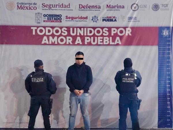 Aseguran pipa con más de 21 mil litros de gas LP y detienen a un hombre en Tepeaca